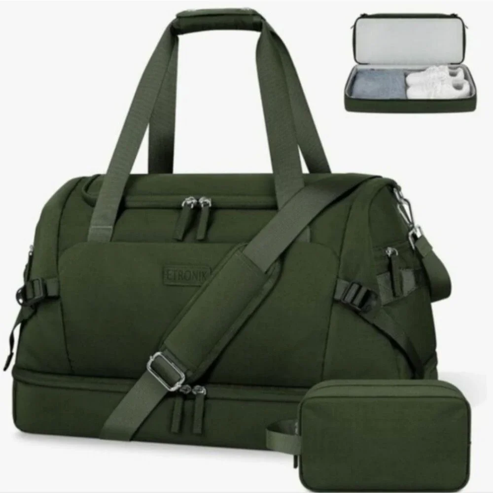 Weekender Travel Bag with Shoe Compartment. 21.3x9x13.8 inches